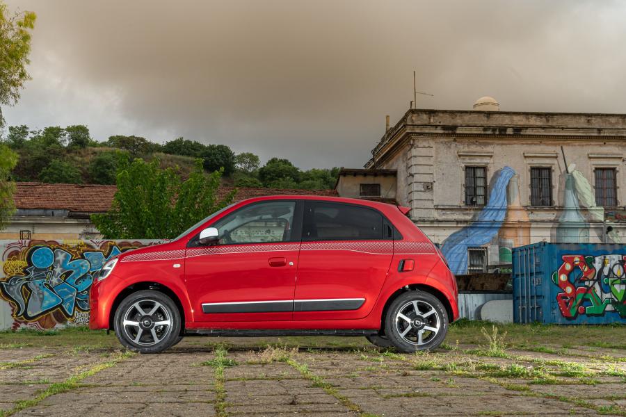  Renault Twingo 2019 года  (WW) (фото 31 из 42)